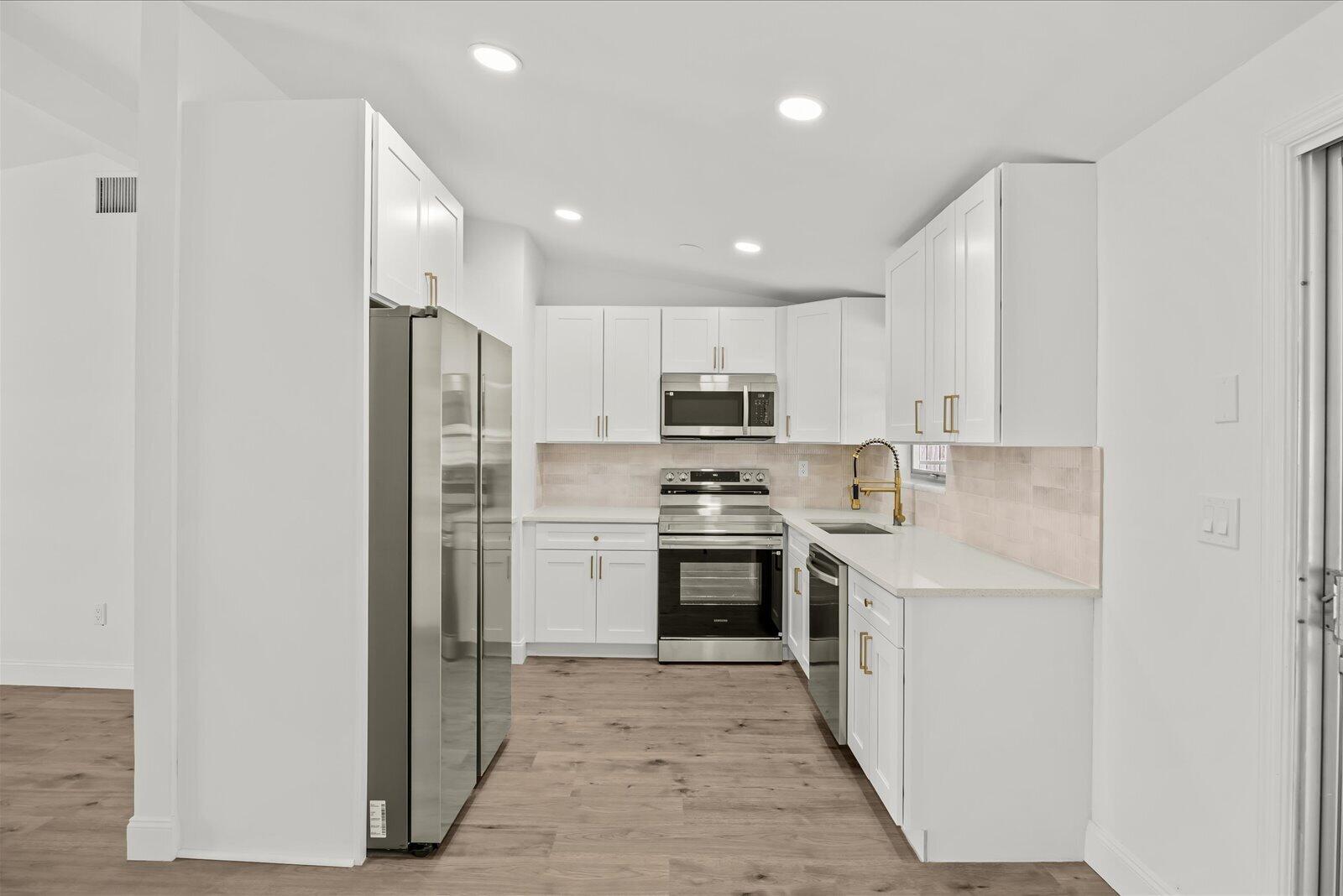 RIVER PARK UNIT 6 - Residential