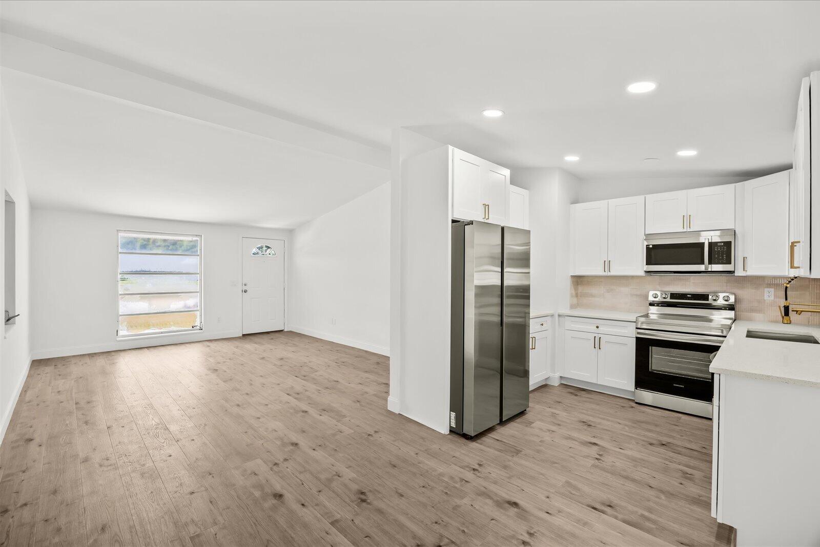 RIVER PARK UNIT 6 - Residential