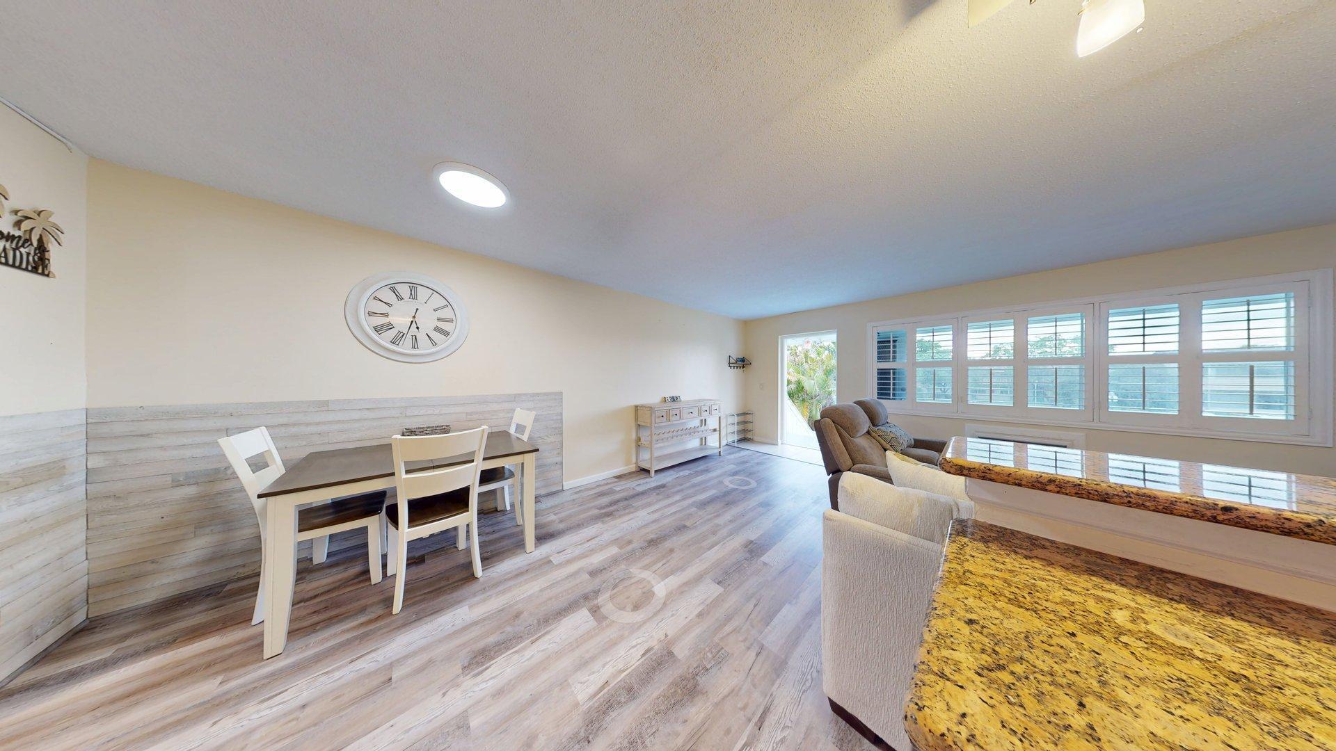 DORCHESTER CONDO - Residential Lease