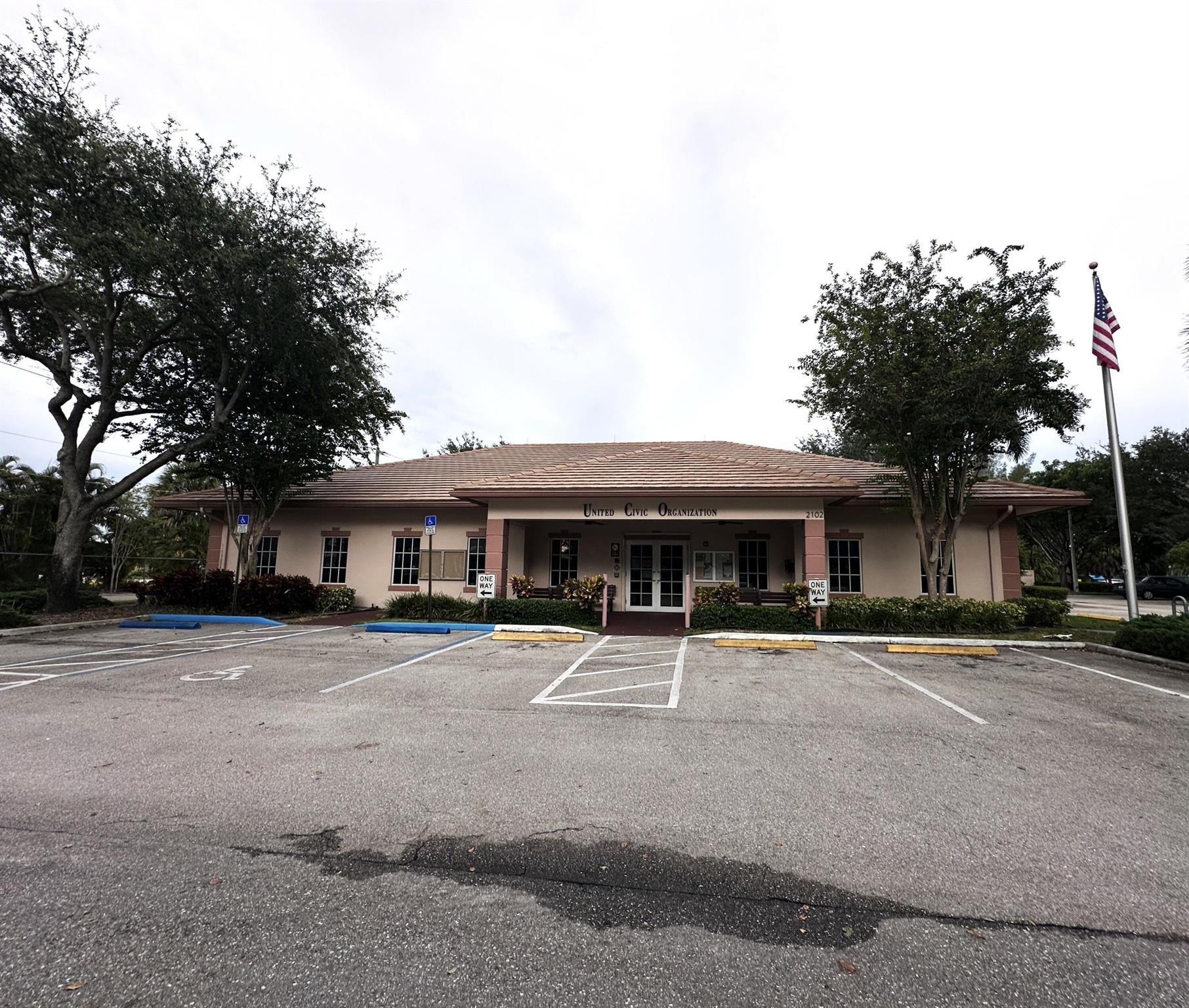 DORCHESTER CONDO - Residential Lease