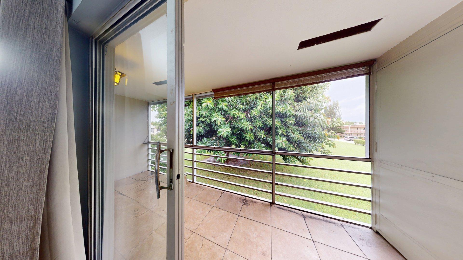 DORCHESTER CONDO - Residential Lease