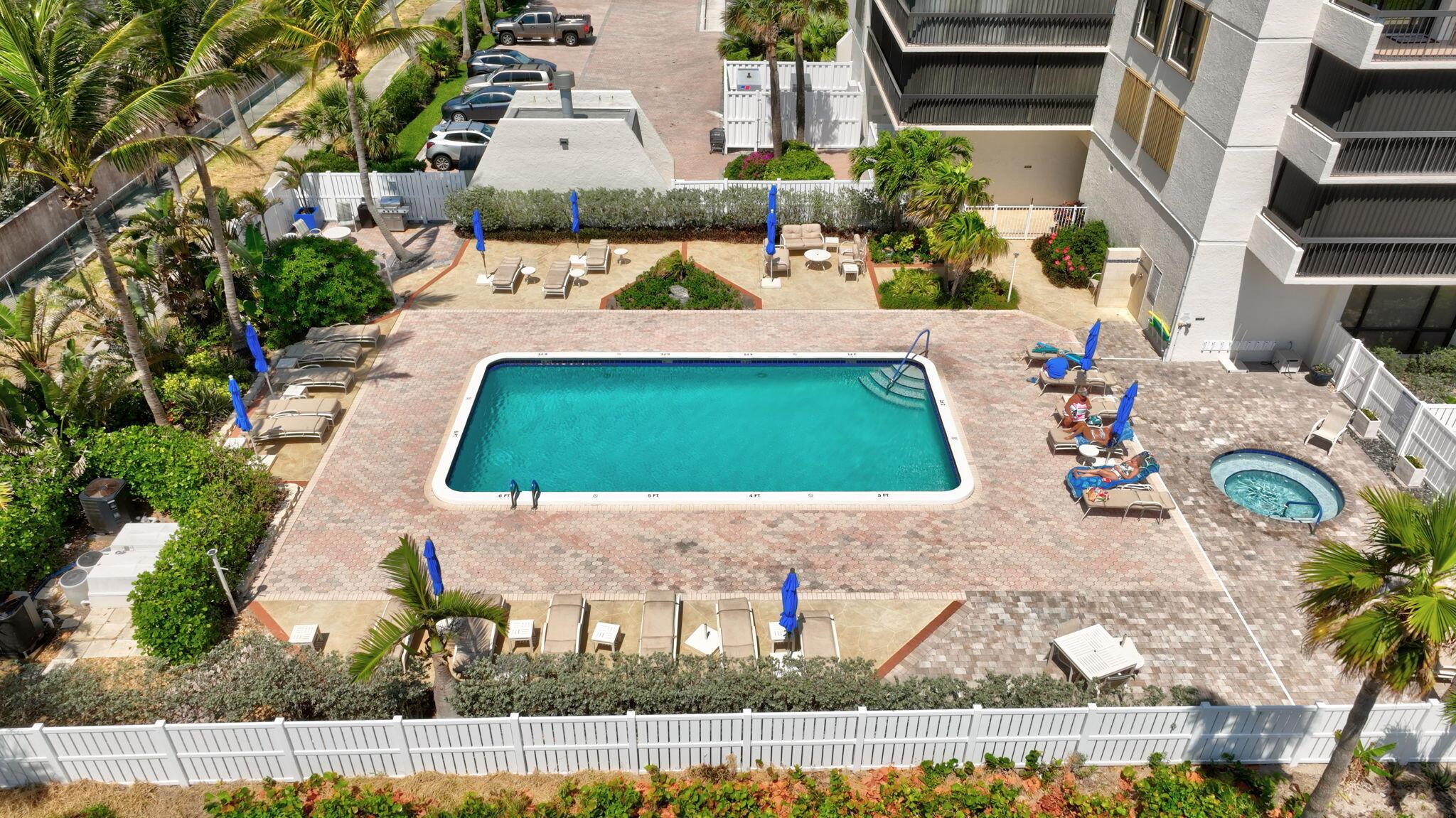 SANDS ON THE OCEAN SECTIO - Residential