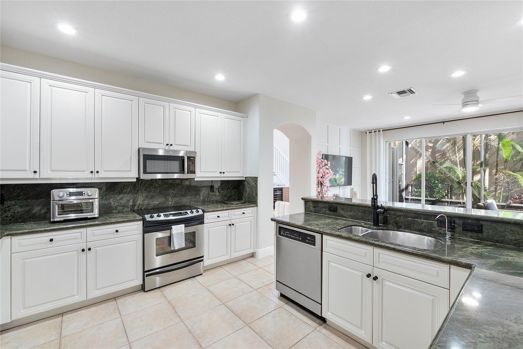 HERON BAY SOUTH - Residential