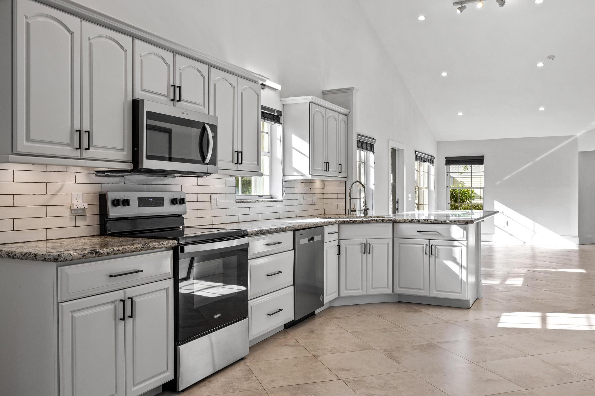 Scarborough I 119-38 B - Residential Lease