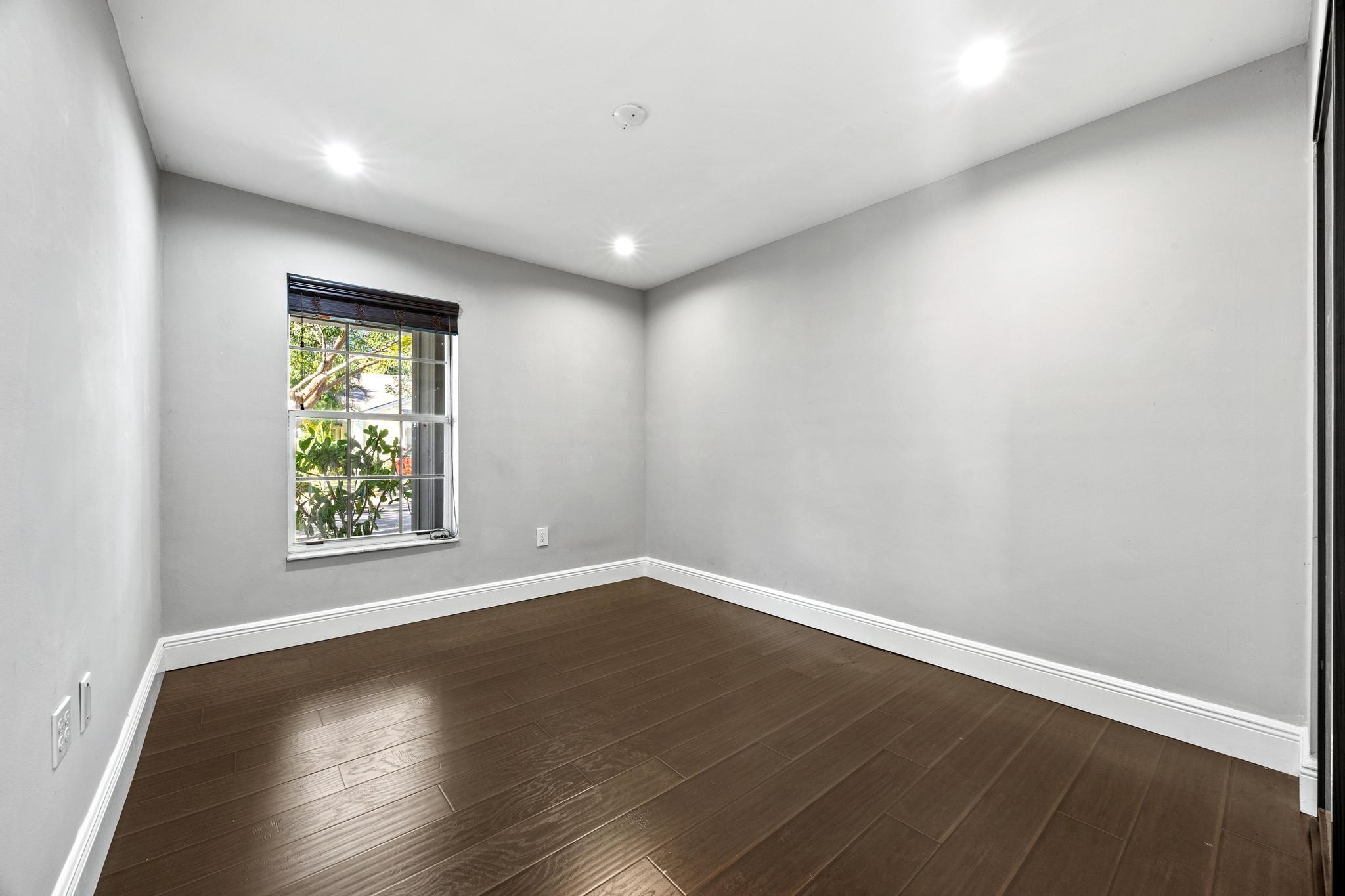Scarborough I 119-38 B - Residential Lease