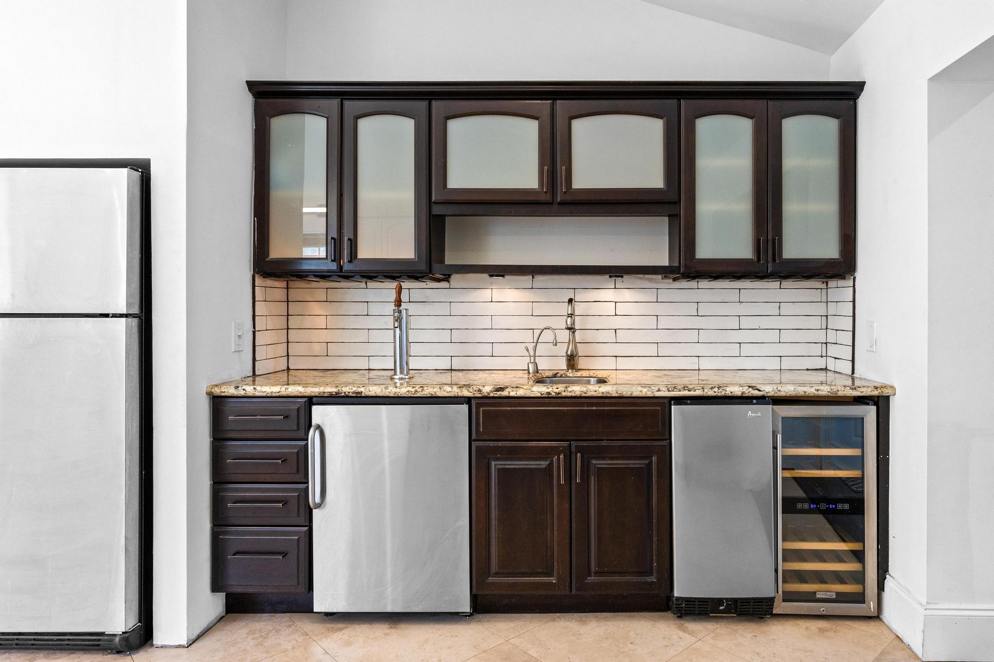 Scarborough I 119-38 B - Residential Lease