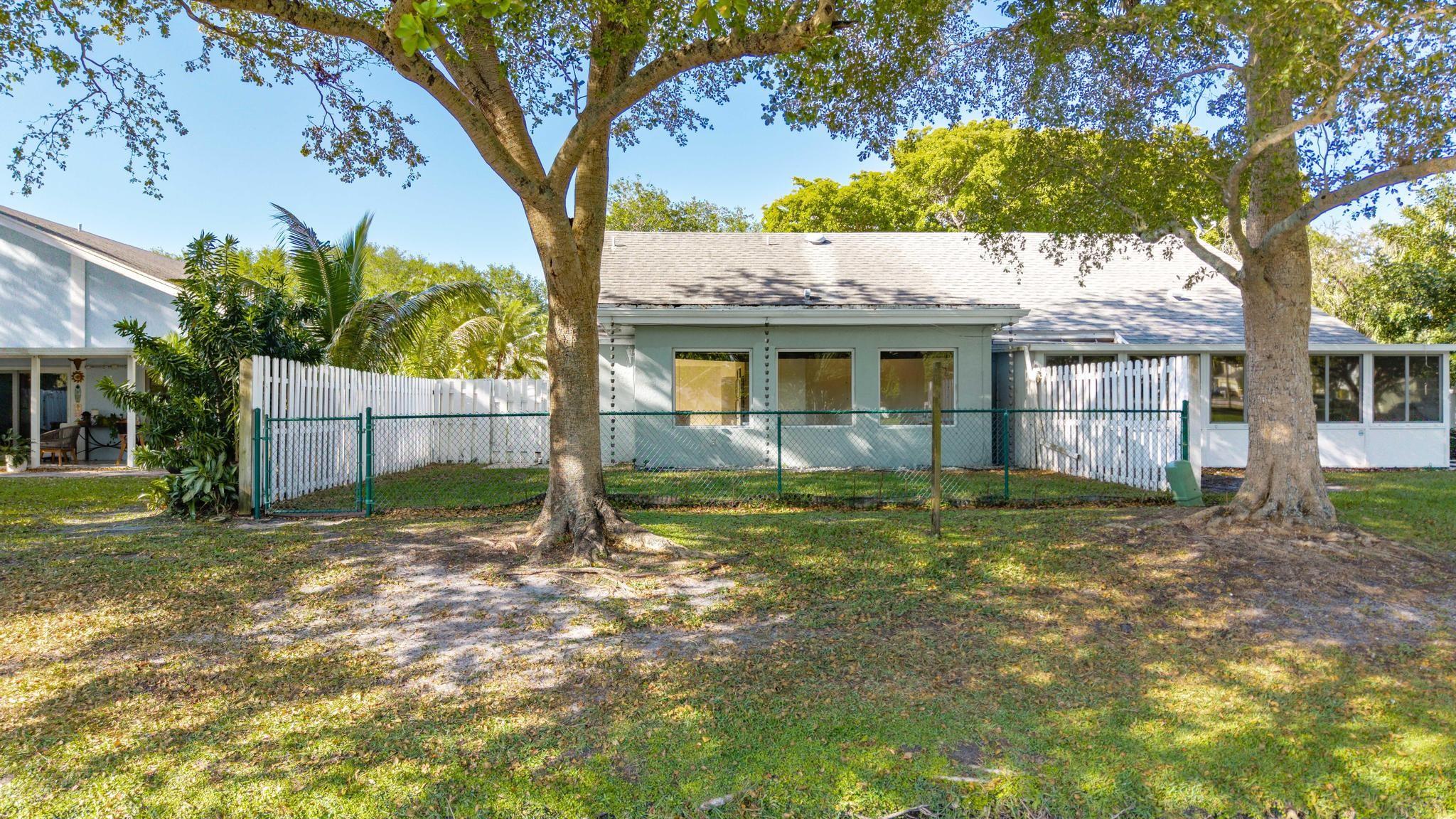 Scarborough I 119-38 B - Residential Lease