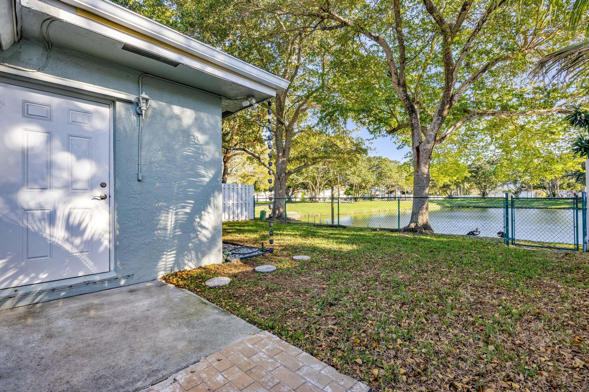 Scarborough I 119-38 B - Residential Lease