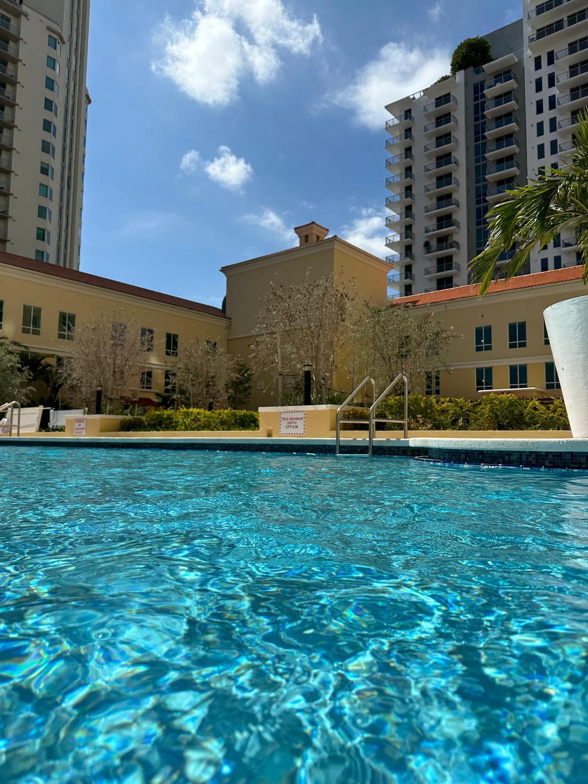TOSCANO CONDO - Residential