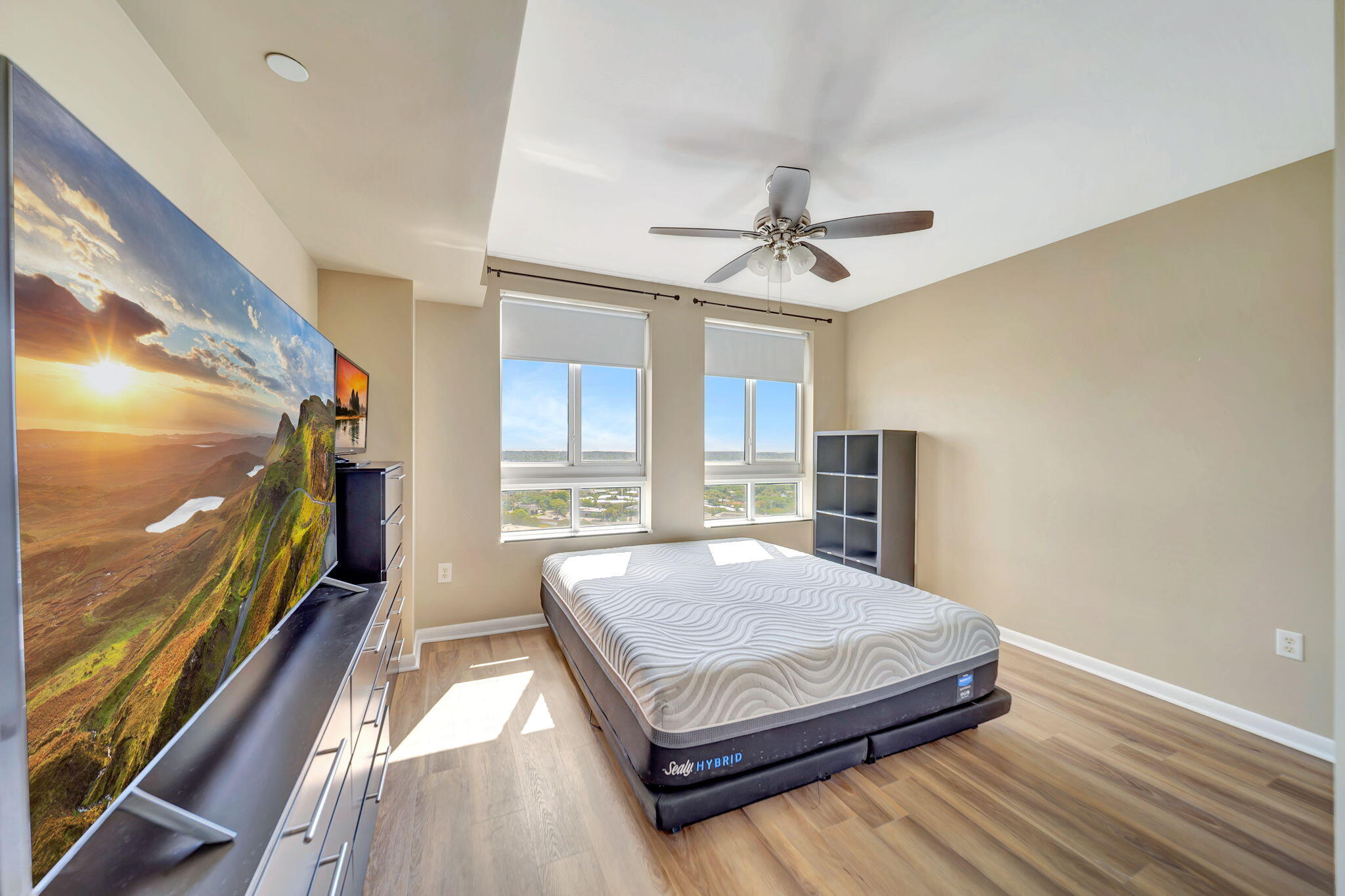 TOSCANO CONDO - Residential