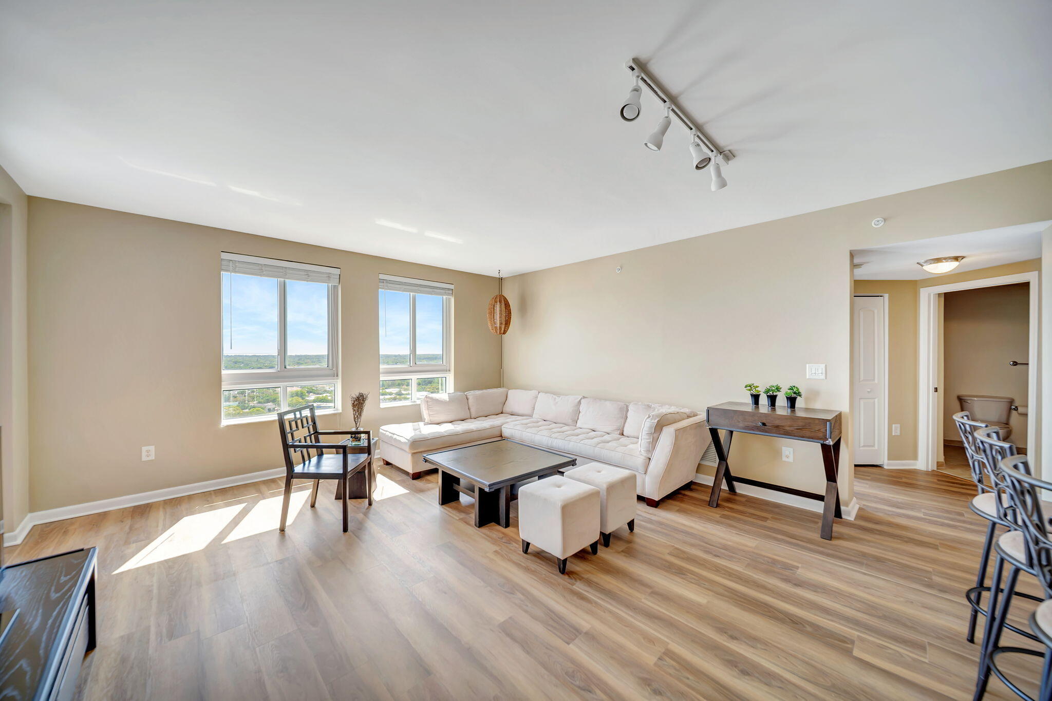 TOSCANO CONDO - Residential