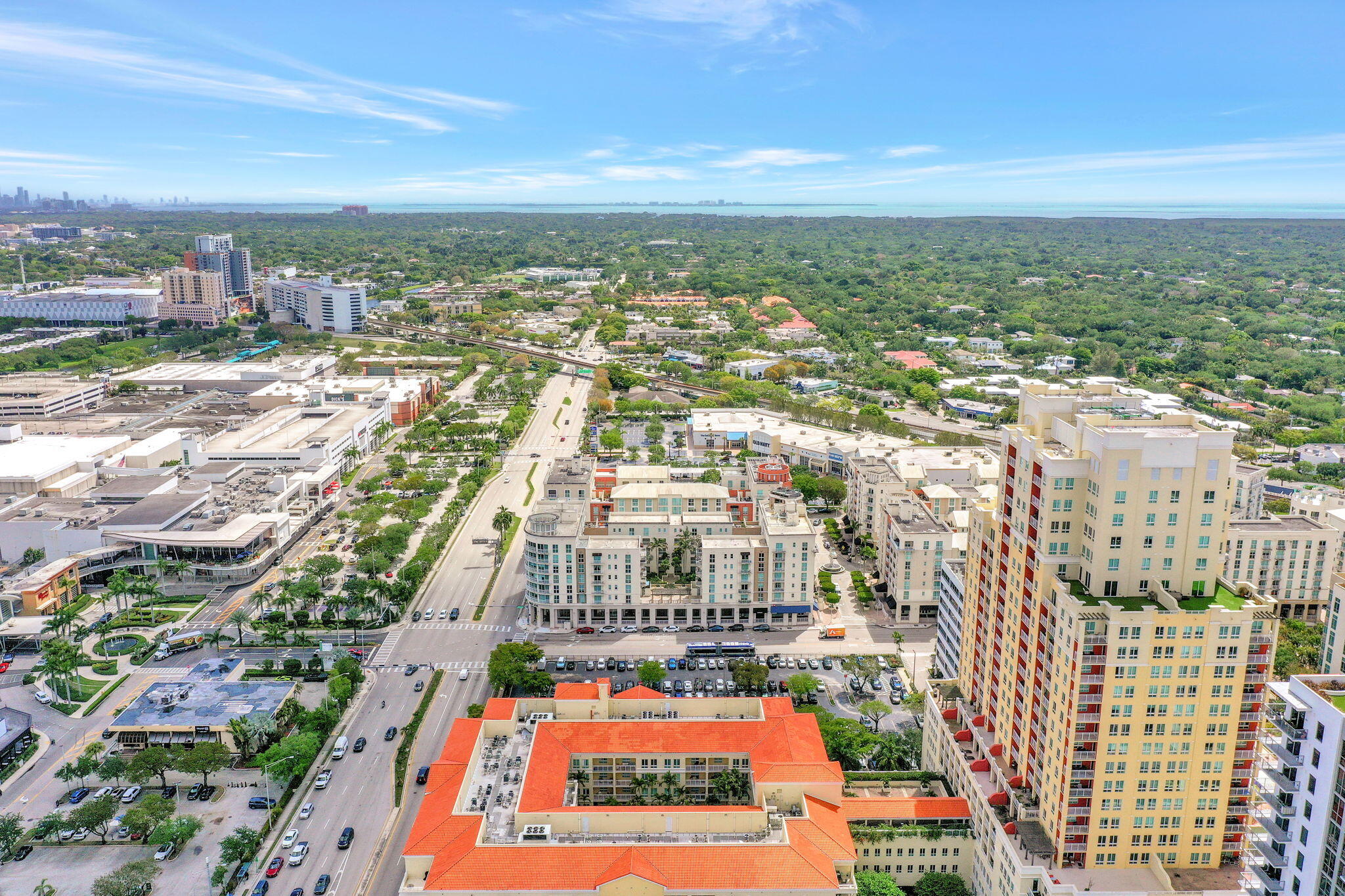 TOSCANO CONDO - Residential