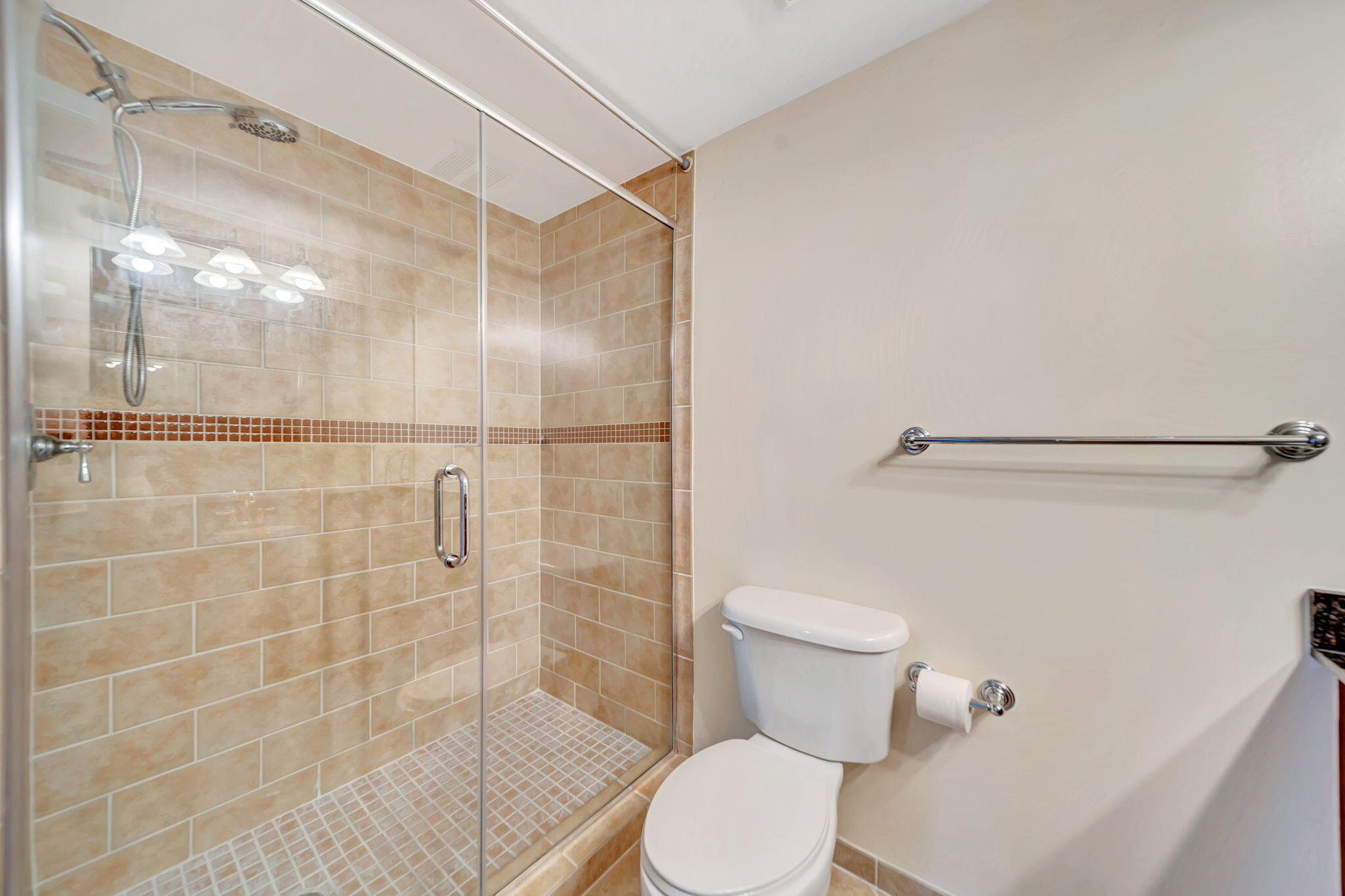 TOSCANO CONDO - Residential