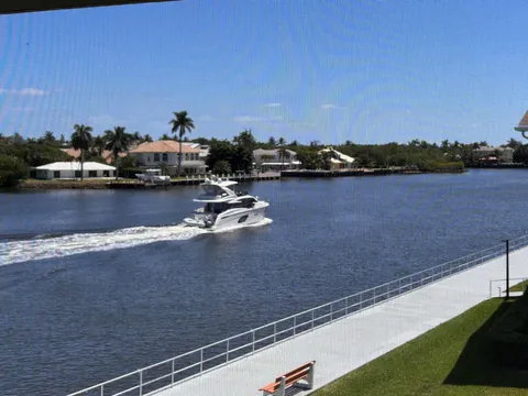 770 Horizons E Unit 311, Boynton Beach, FL MLS: R11084177