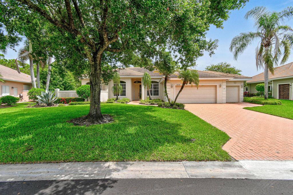 Photo of 5219 SE Lost Lake Way, Hobe Sound, FL 33455 (MLS # R11107452)