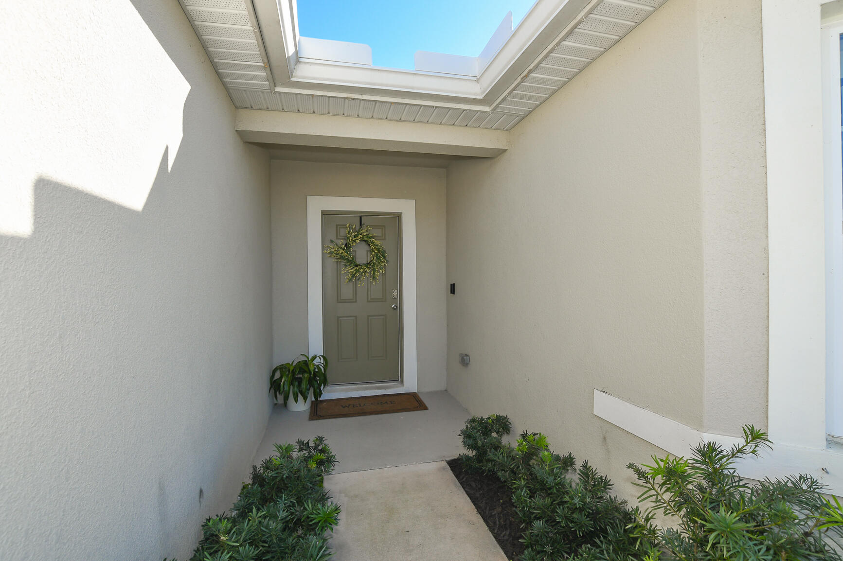 CROSSTOWN COMMONS - Residential