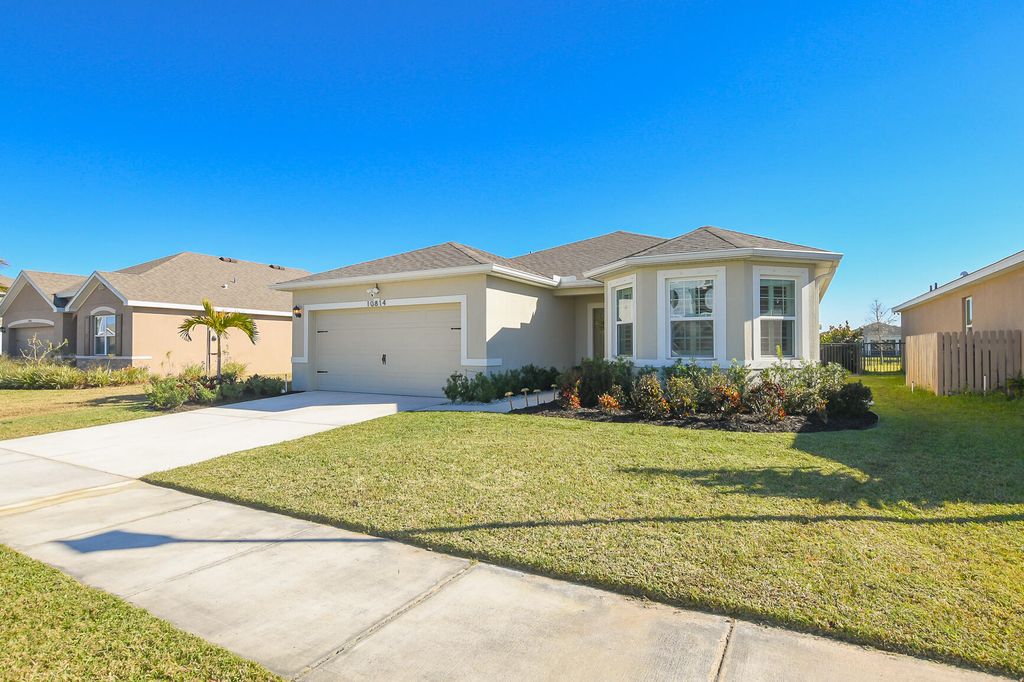Photo of 10814 SW Cremona Way, Port Saint Lucie, FL 34987 (MLS # R11160413)