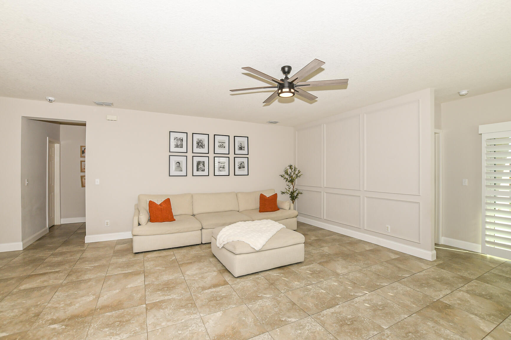 CROSSTOWN COMMONS - Residential