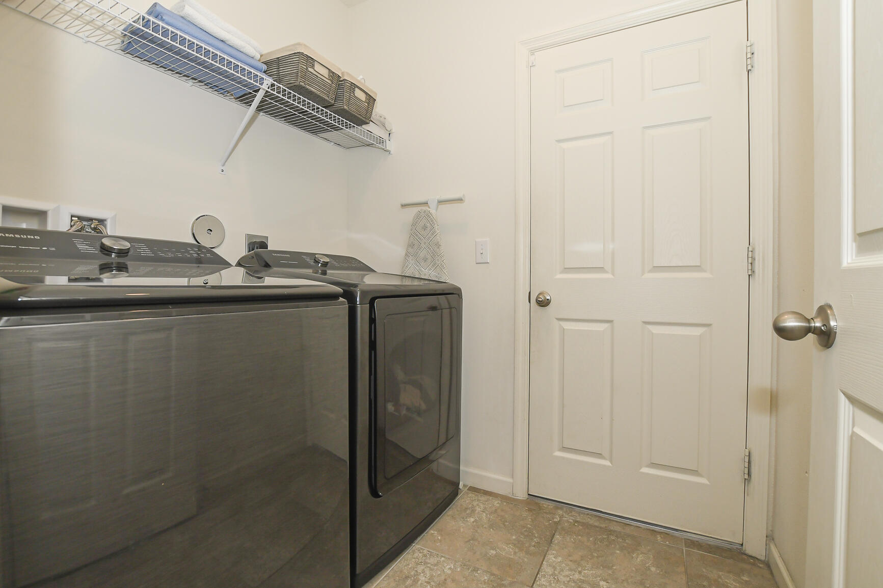 CROSSTOWN COMMONS - Residential