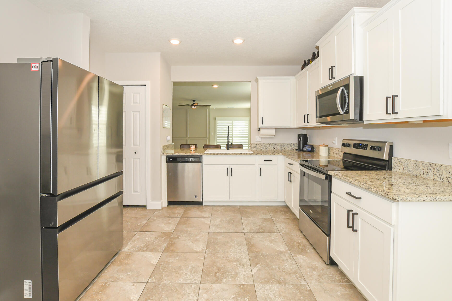 CROSSTOWN COMMONS - Residential