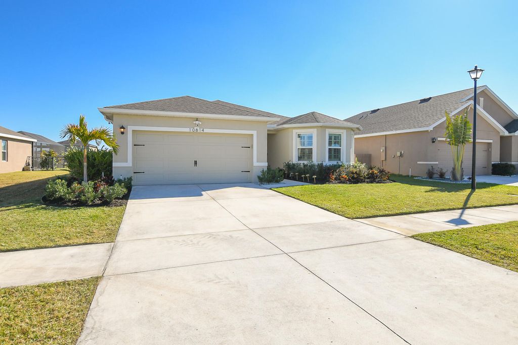 Photo of 10814 SW Cremona Way, Port Saint Lucie, FL 34987 (MLS # R11160413)