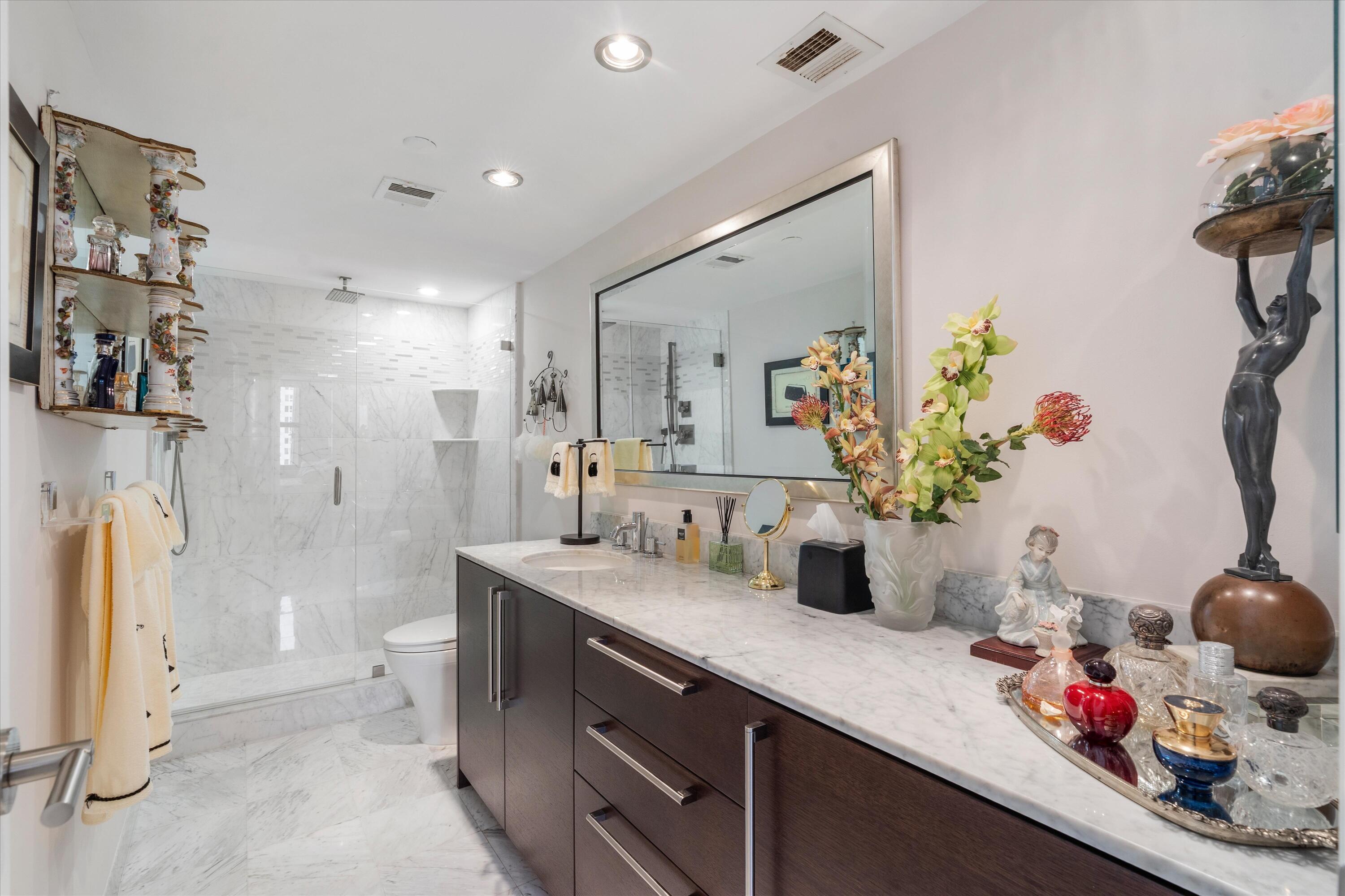 LA FONTANA CONDO - Residential