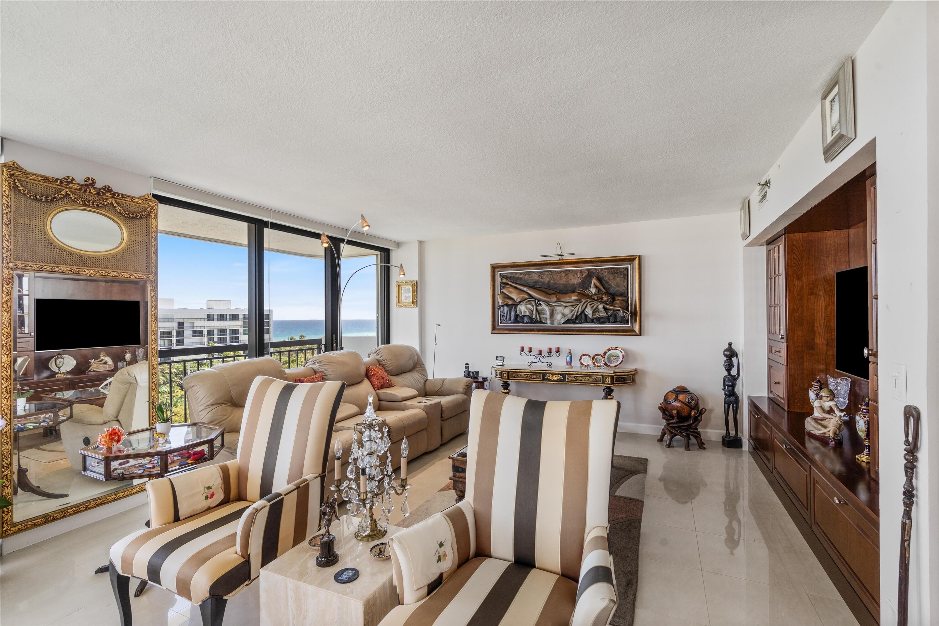 LA FONTANA CONDO - Residential