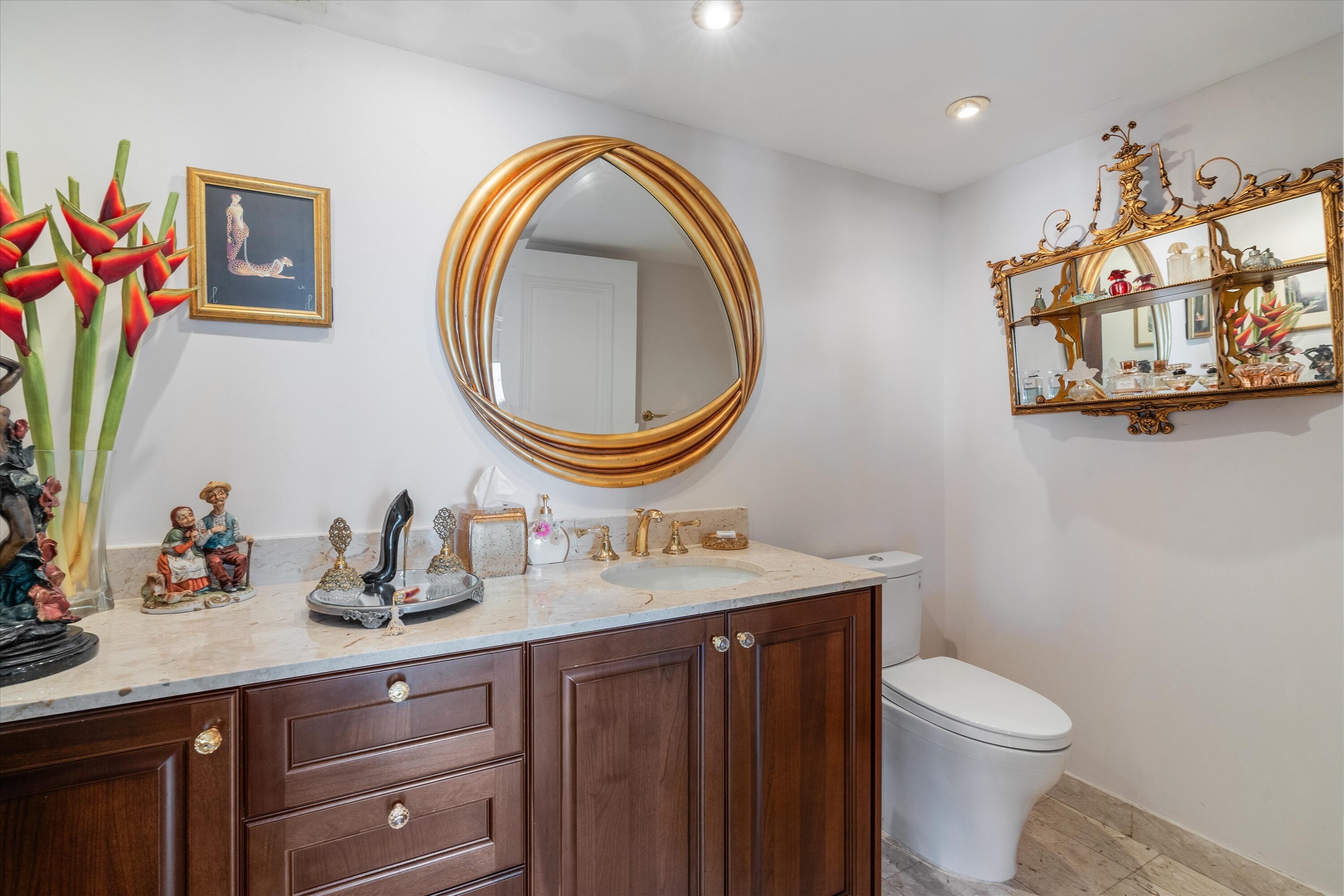 LA FONTANA CONDO - Residential