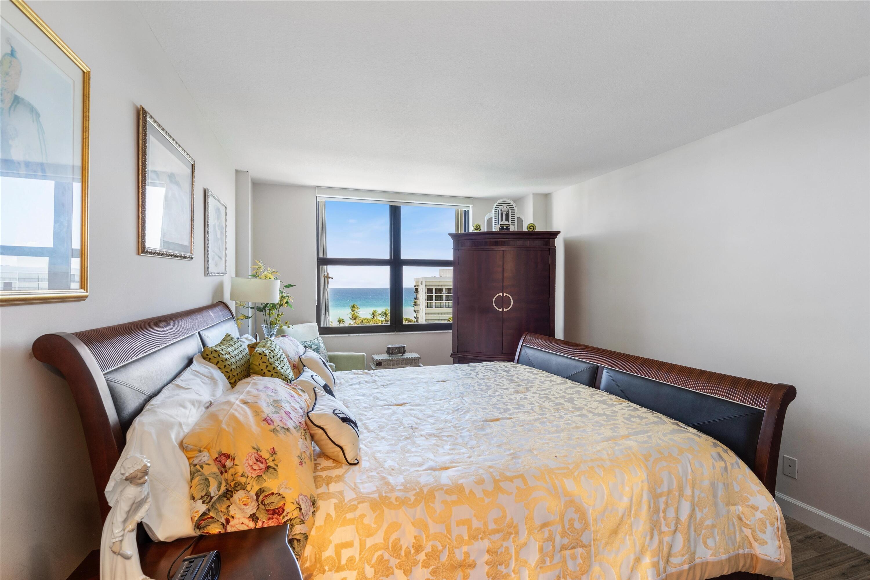 LA FONTANA CONDO - Residential