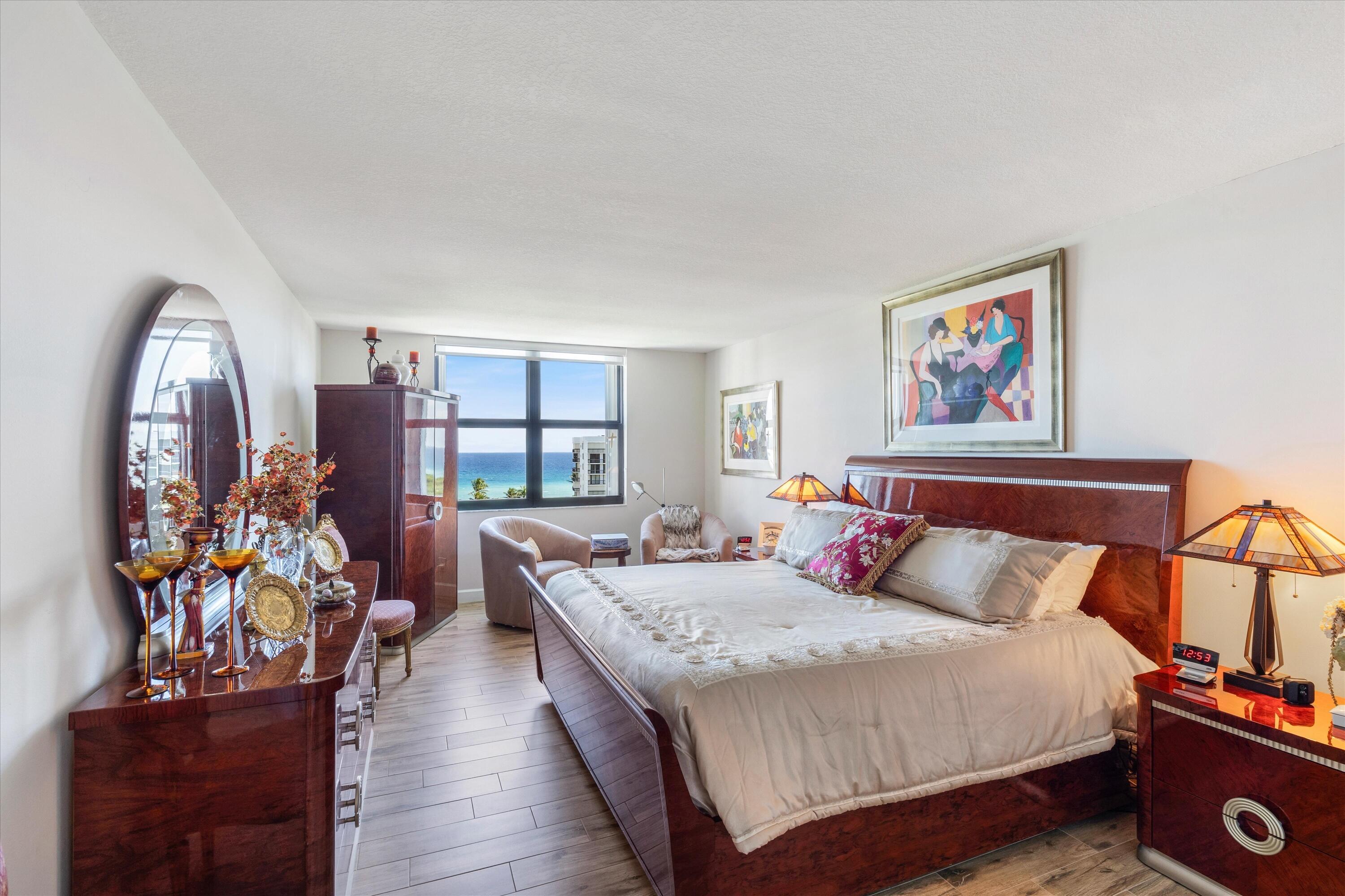 LA FONTANA CONDO - Residential