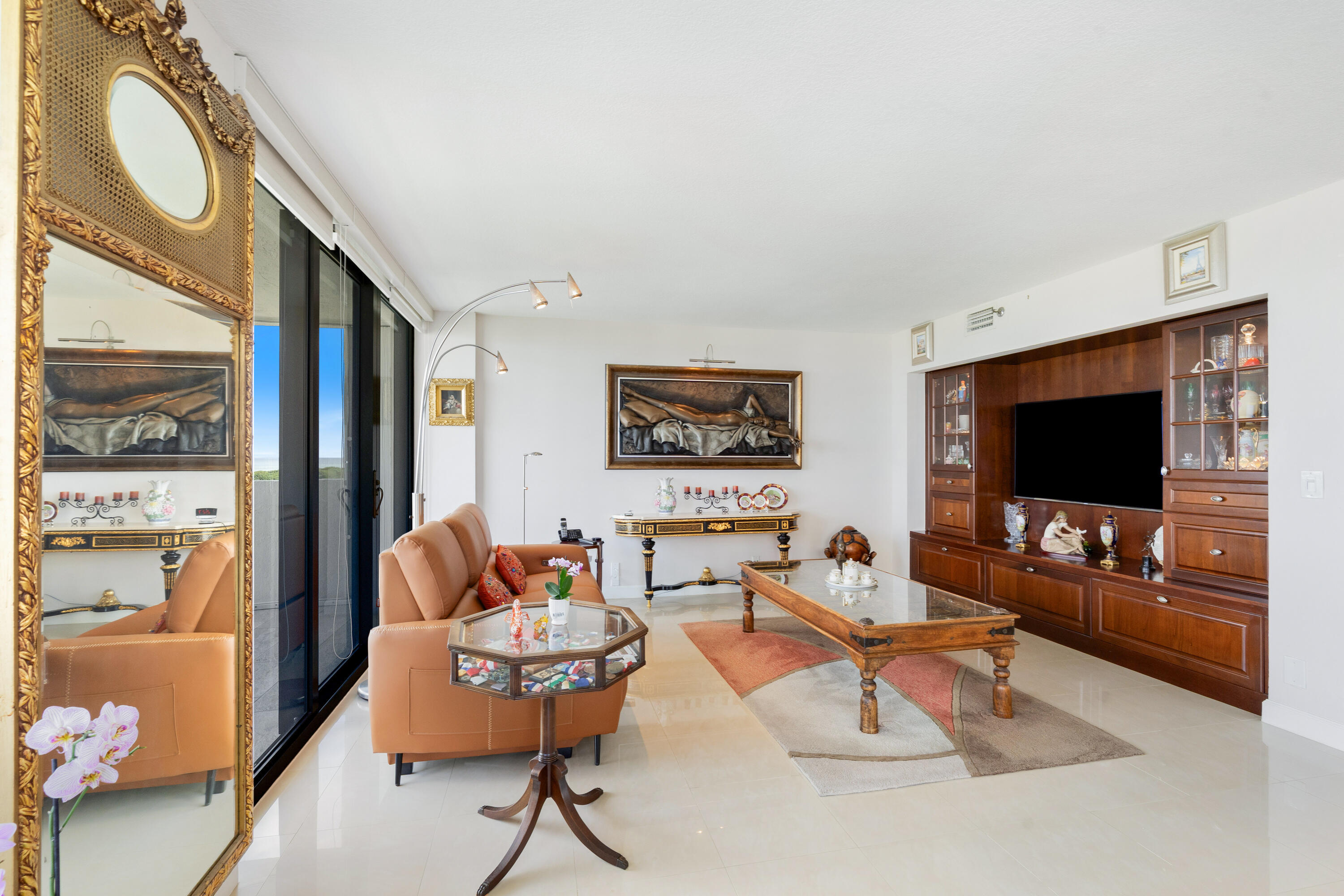2003 N Ocean Boulevard 902