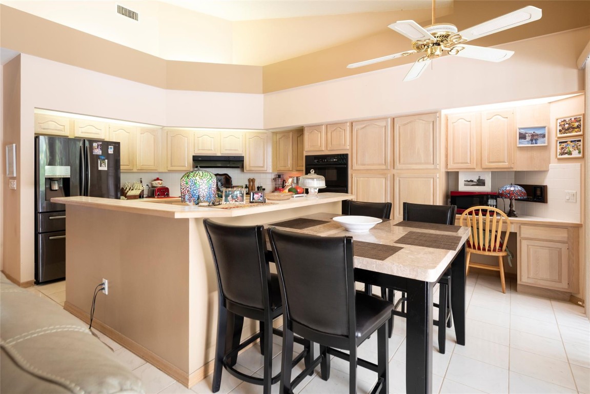 Woodside Vill Sec One 92- - Residential