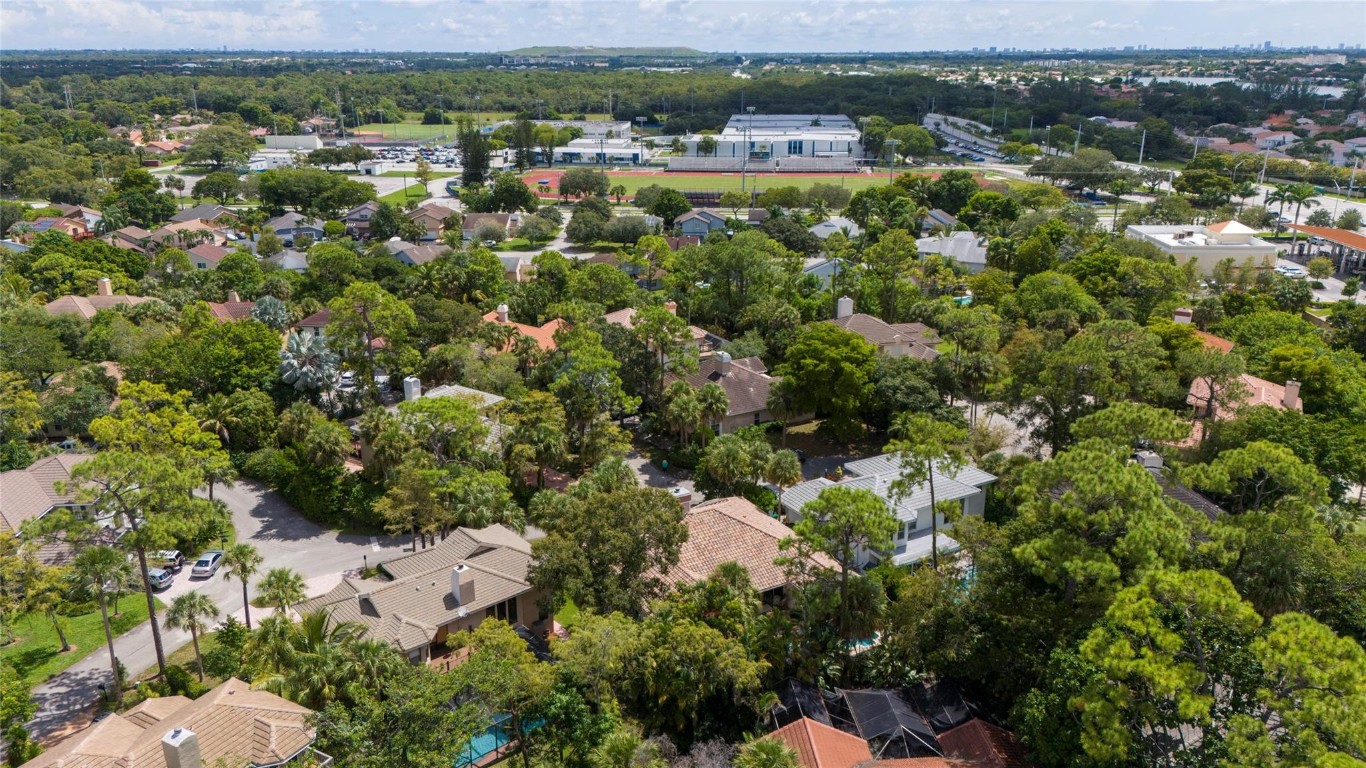 Woodside Vill Sec One 92- - Residential