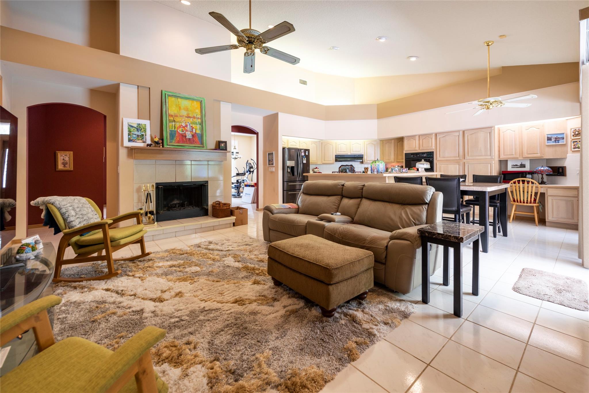 Woodside Vill Sec One 92- - Residential