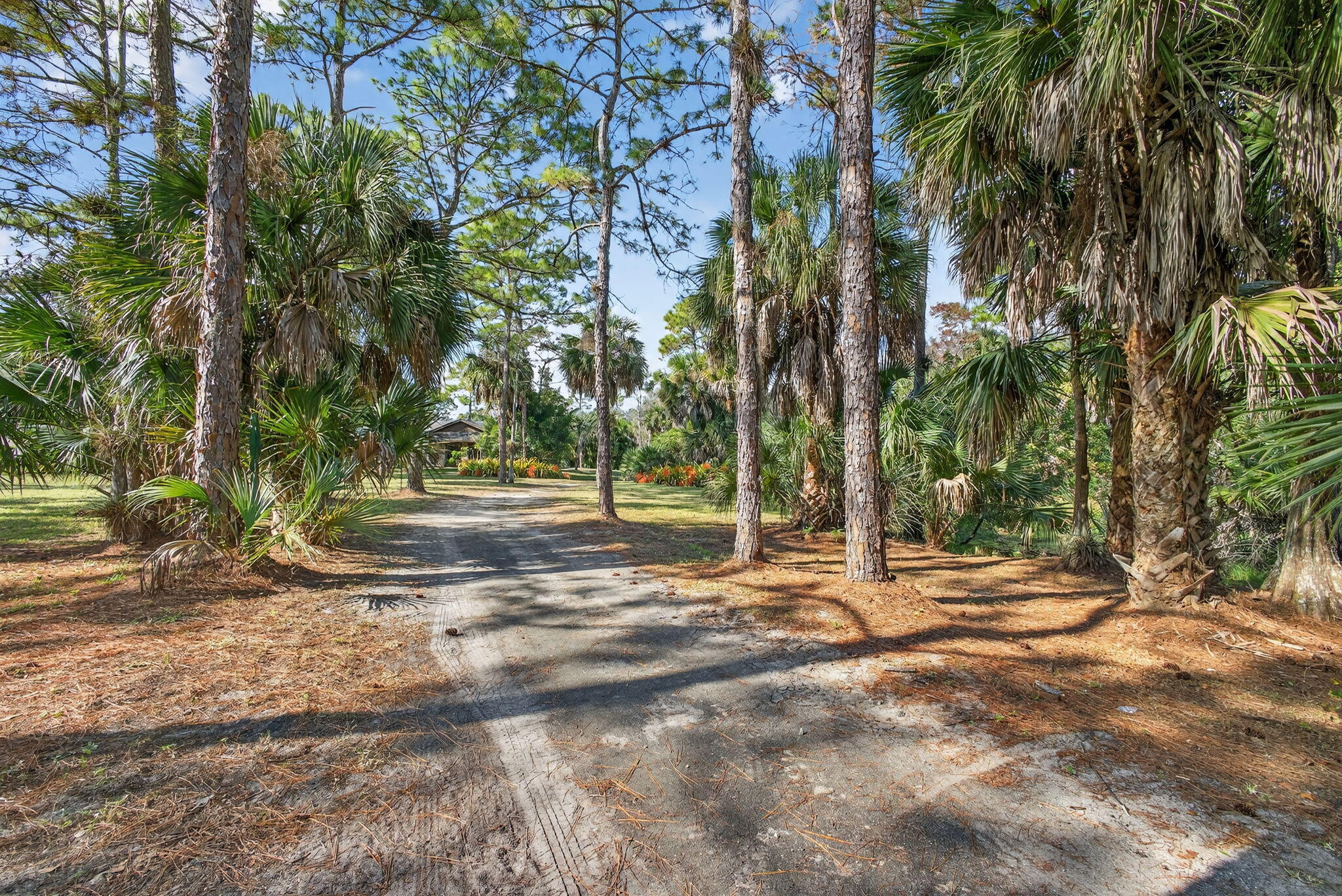 FOX TRAIL - Residential