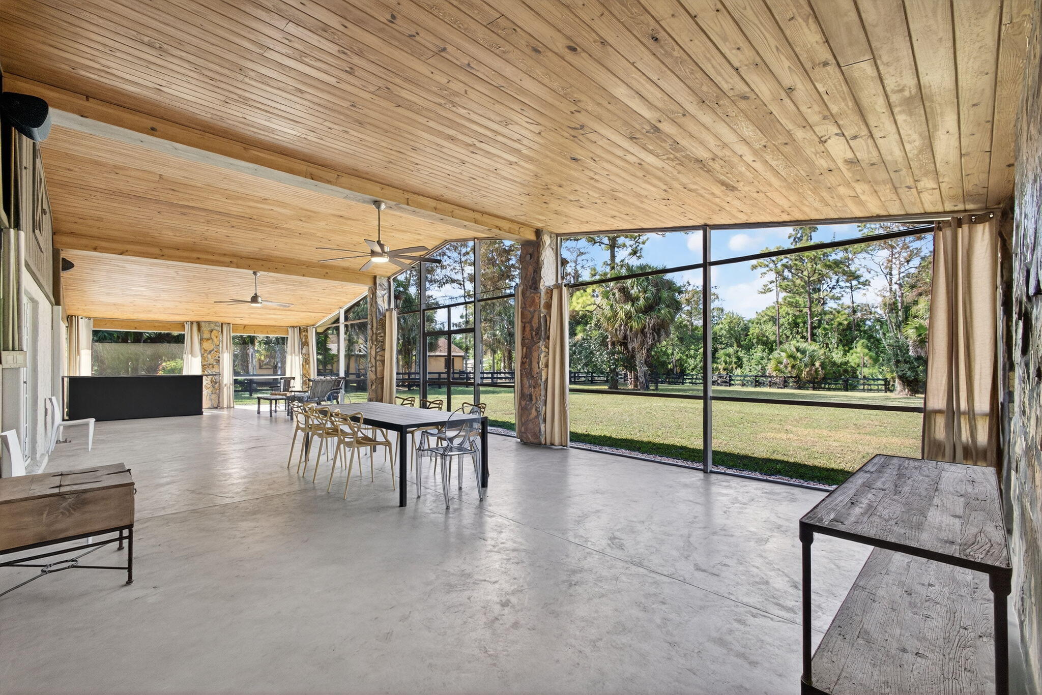 FOX TRAIL - Residential