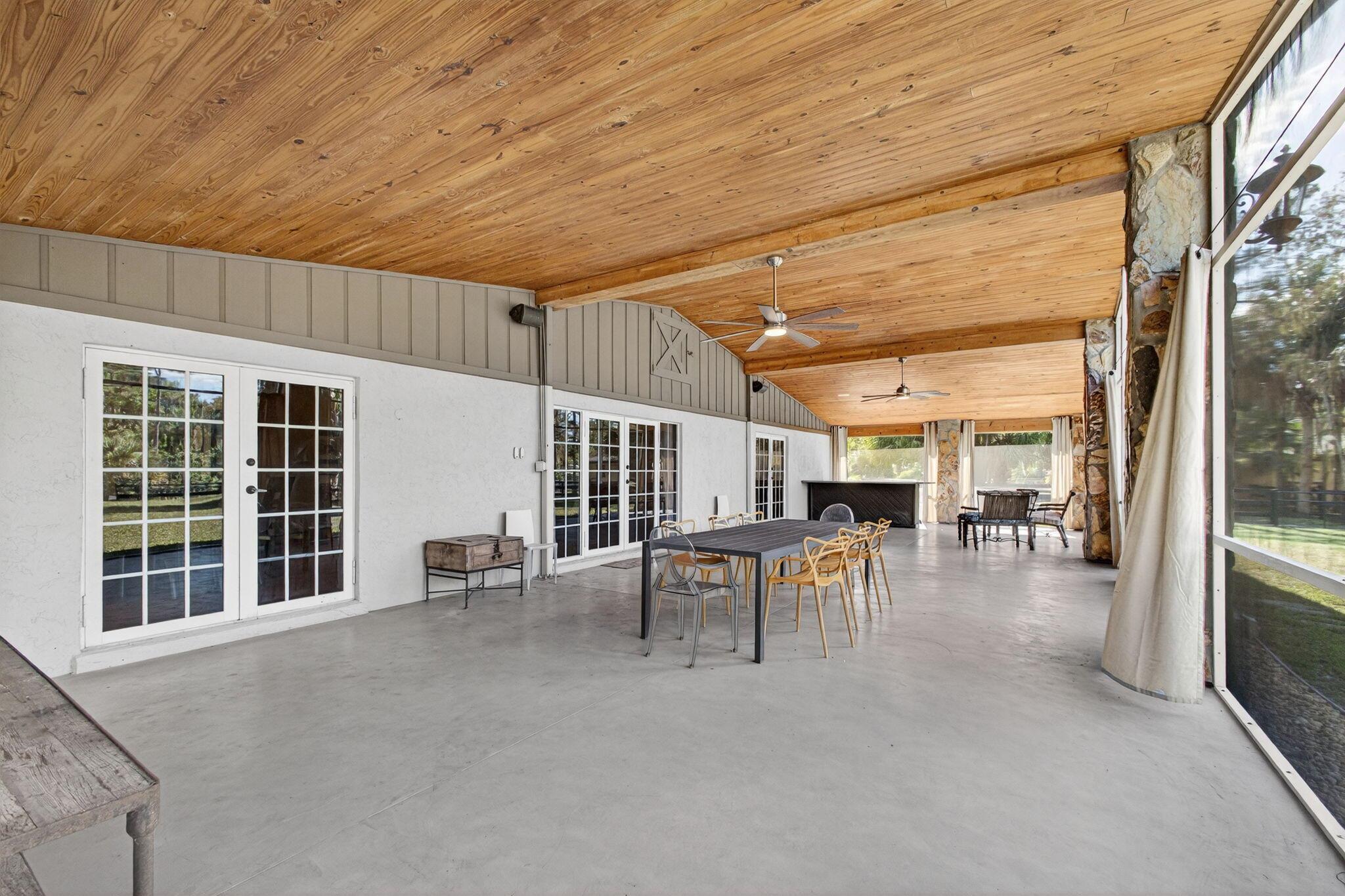 FOX TRAIL - Residential