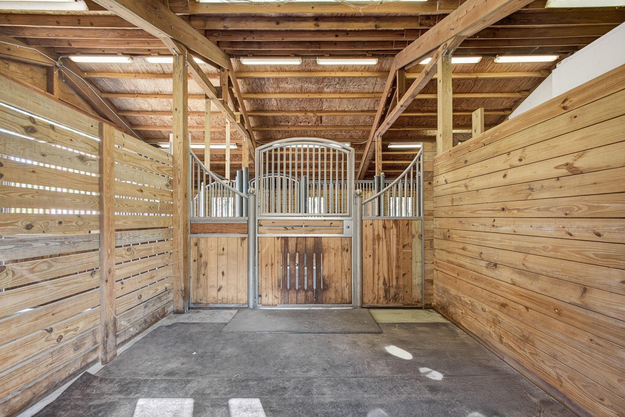 FOX TRAIL - Residential