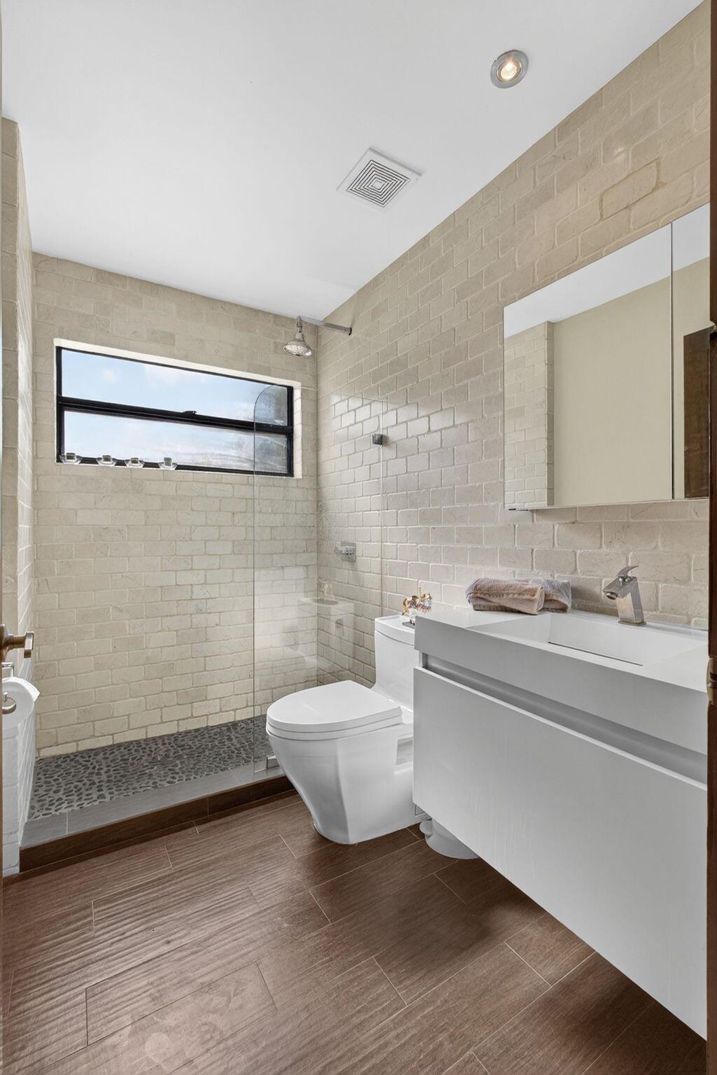 FOX TRAIL - Residential