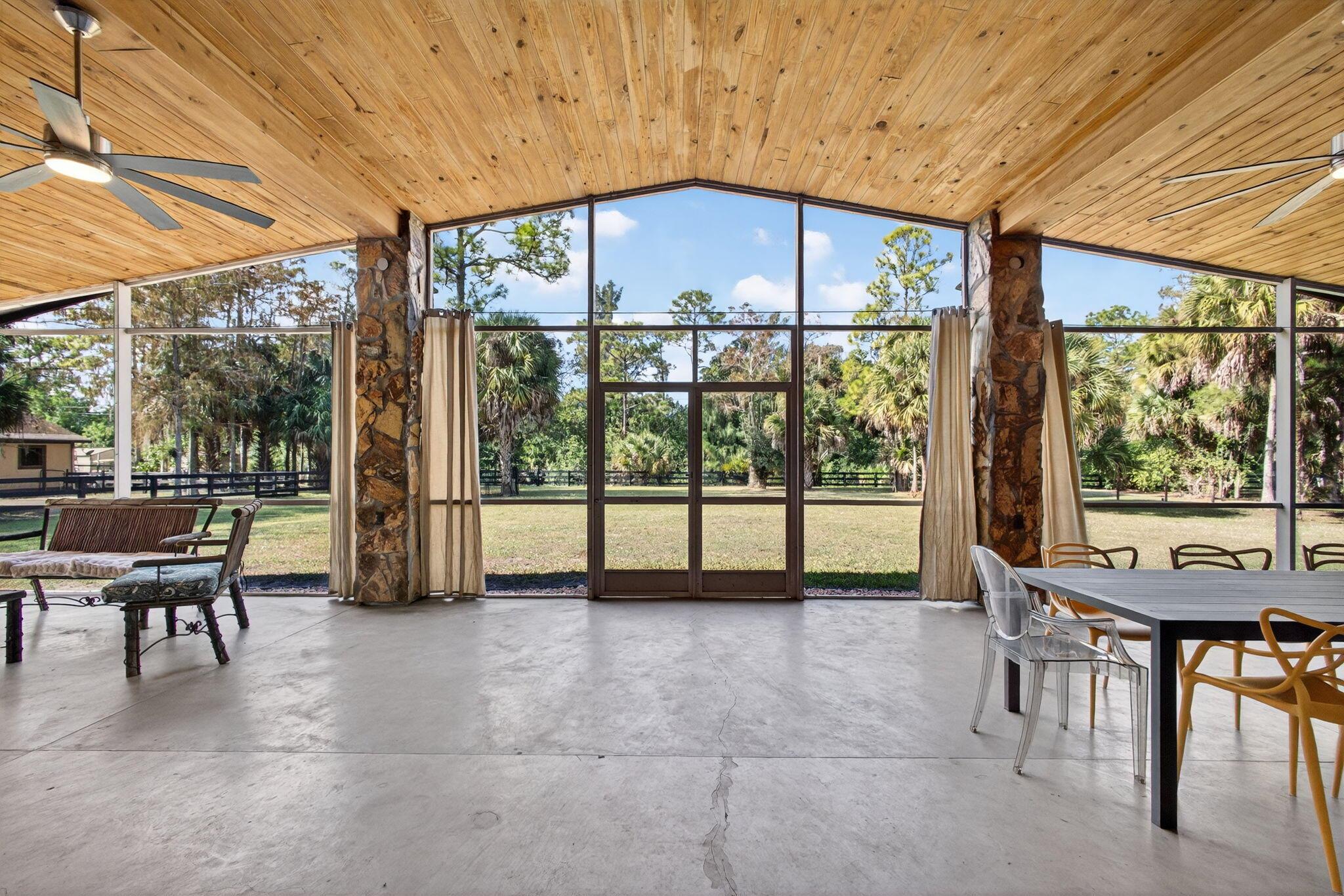 FOX TRAIL - Residential