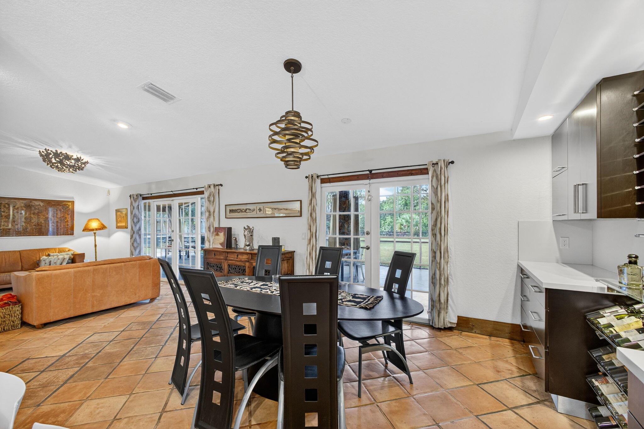 FOX TRAIL - Residential