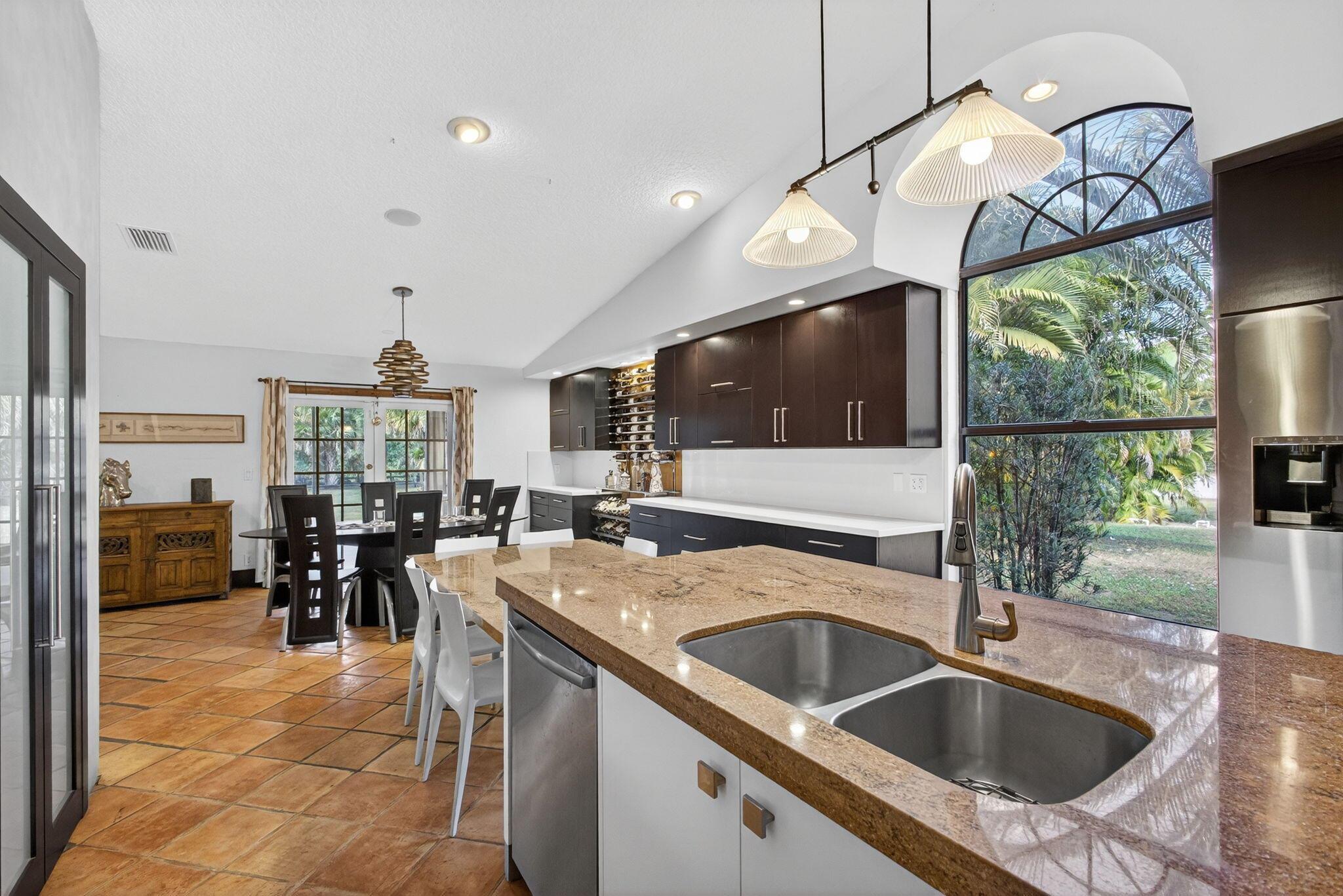 FOX TRAIL - Residential