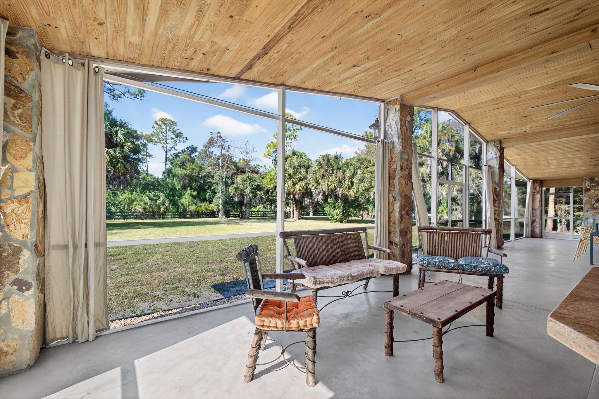 FOX TRAIL - Residential