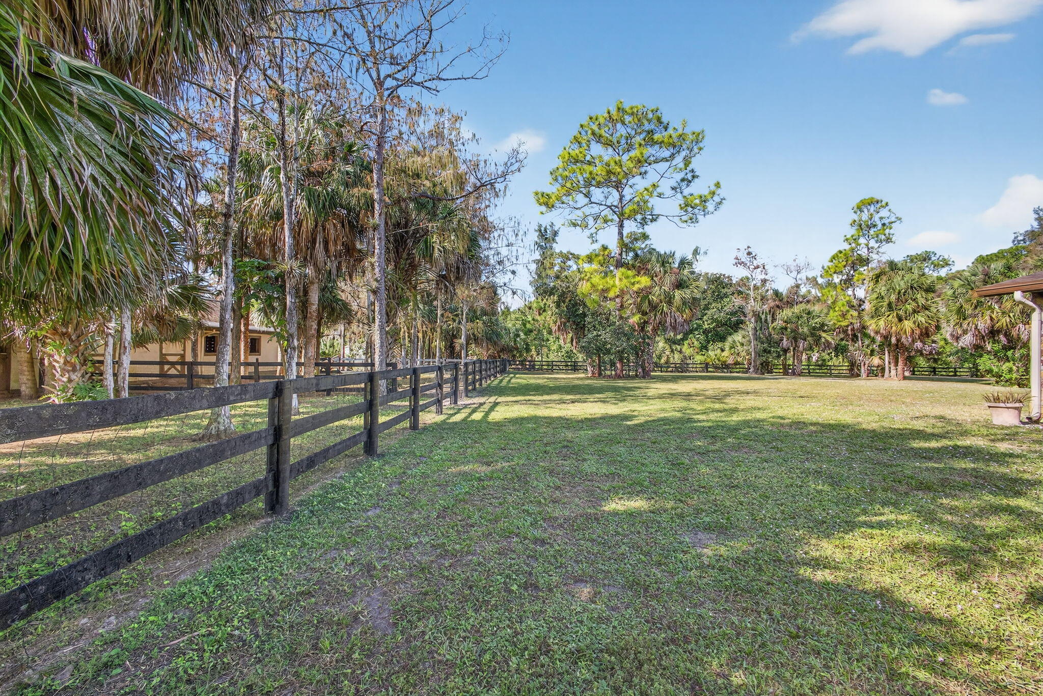 FOX TRAIL - Residential