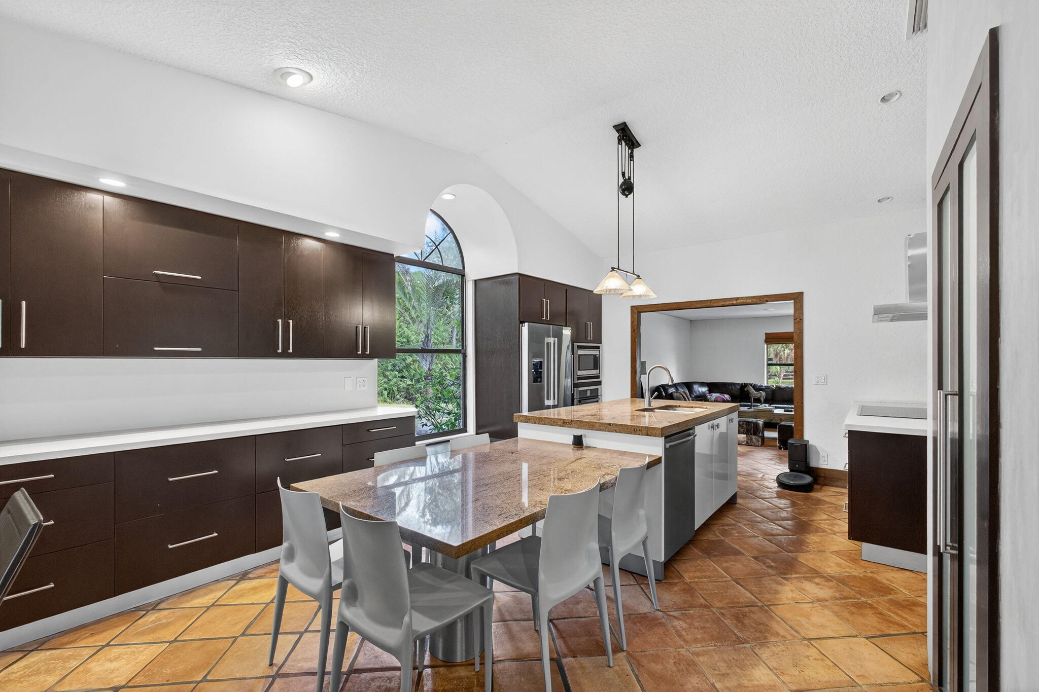 FOX TRAIL - Residential