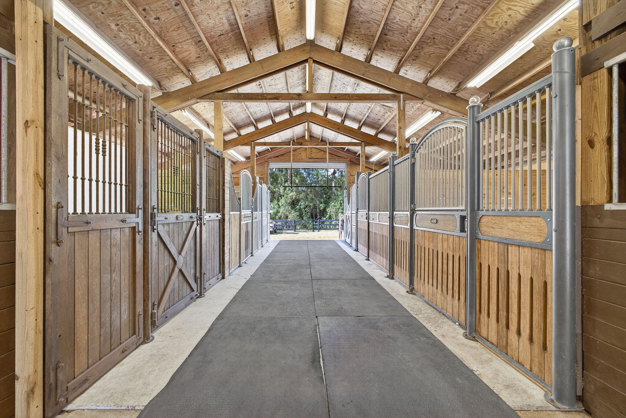 FOX TRAIL - Residential