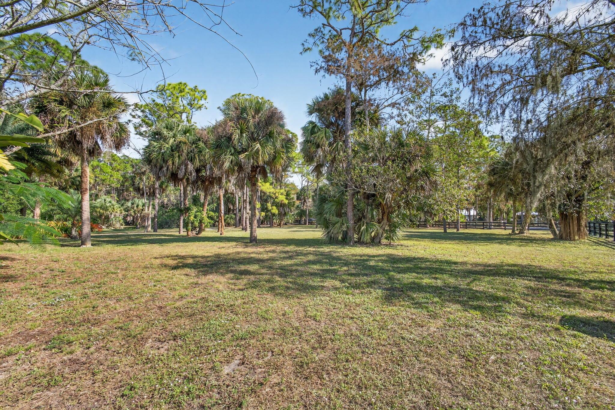 FOX TRAIL - Residential