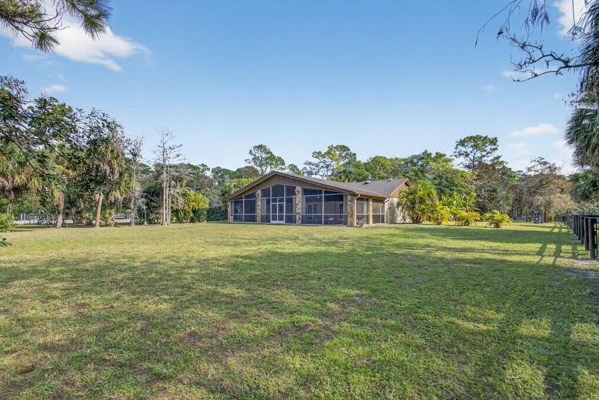 FOX TRAIL - Residential