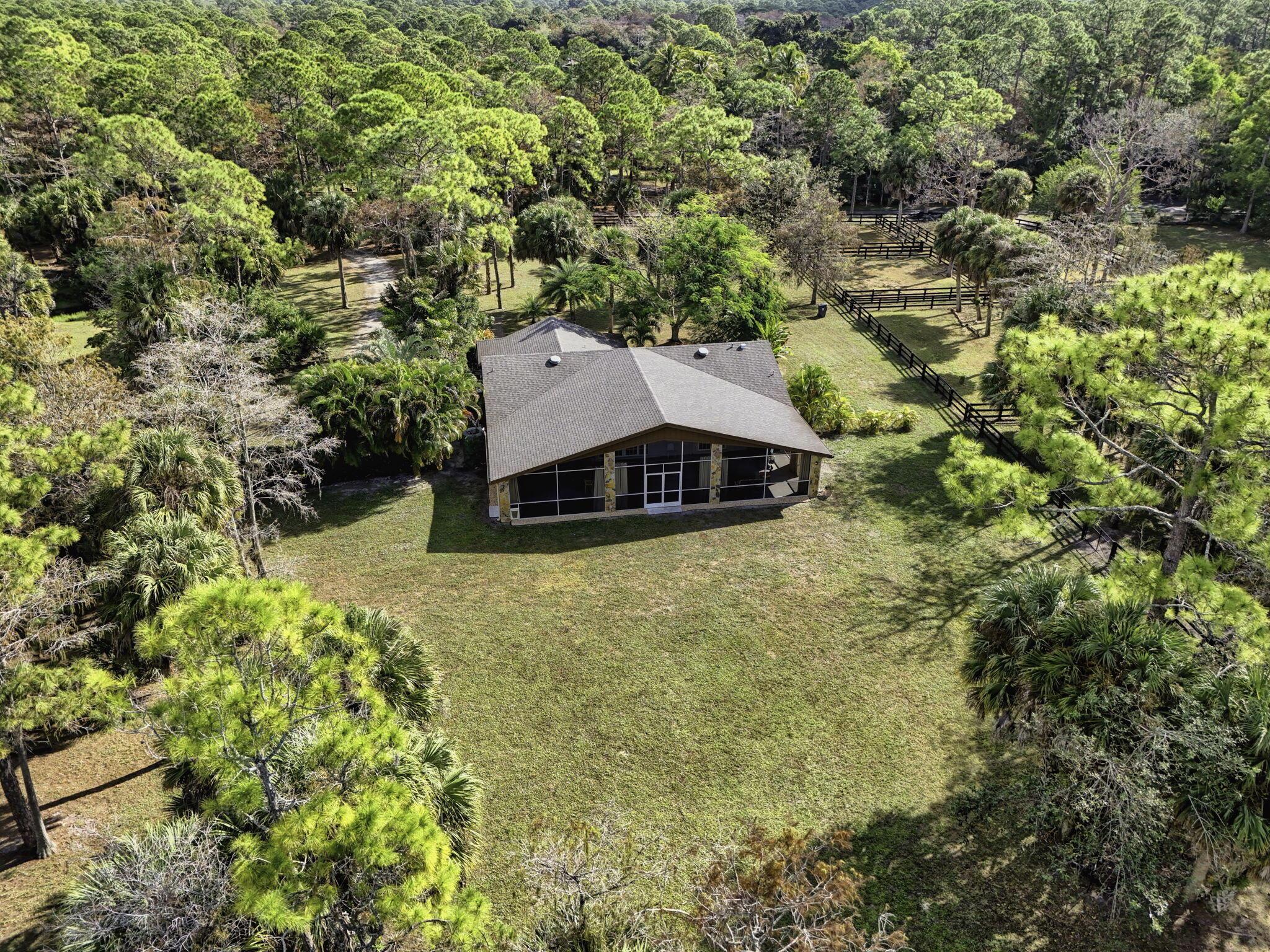 FOX TRAIL - Residential