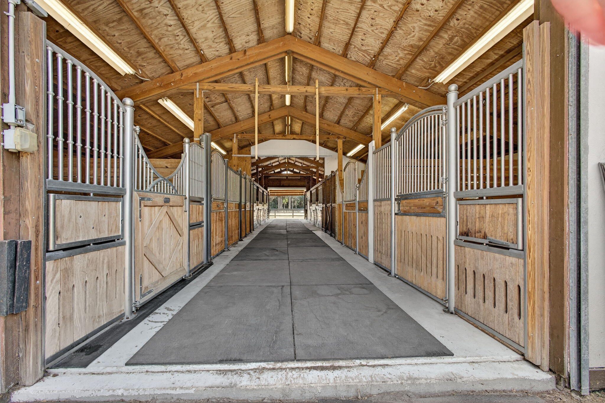 FOX TRAIL - Residential